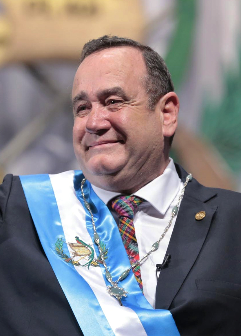 Alejandro Giammattei foto