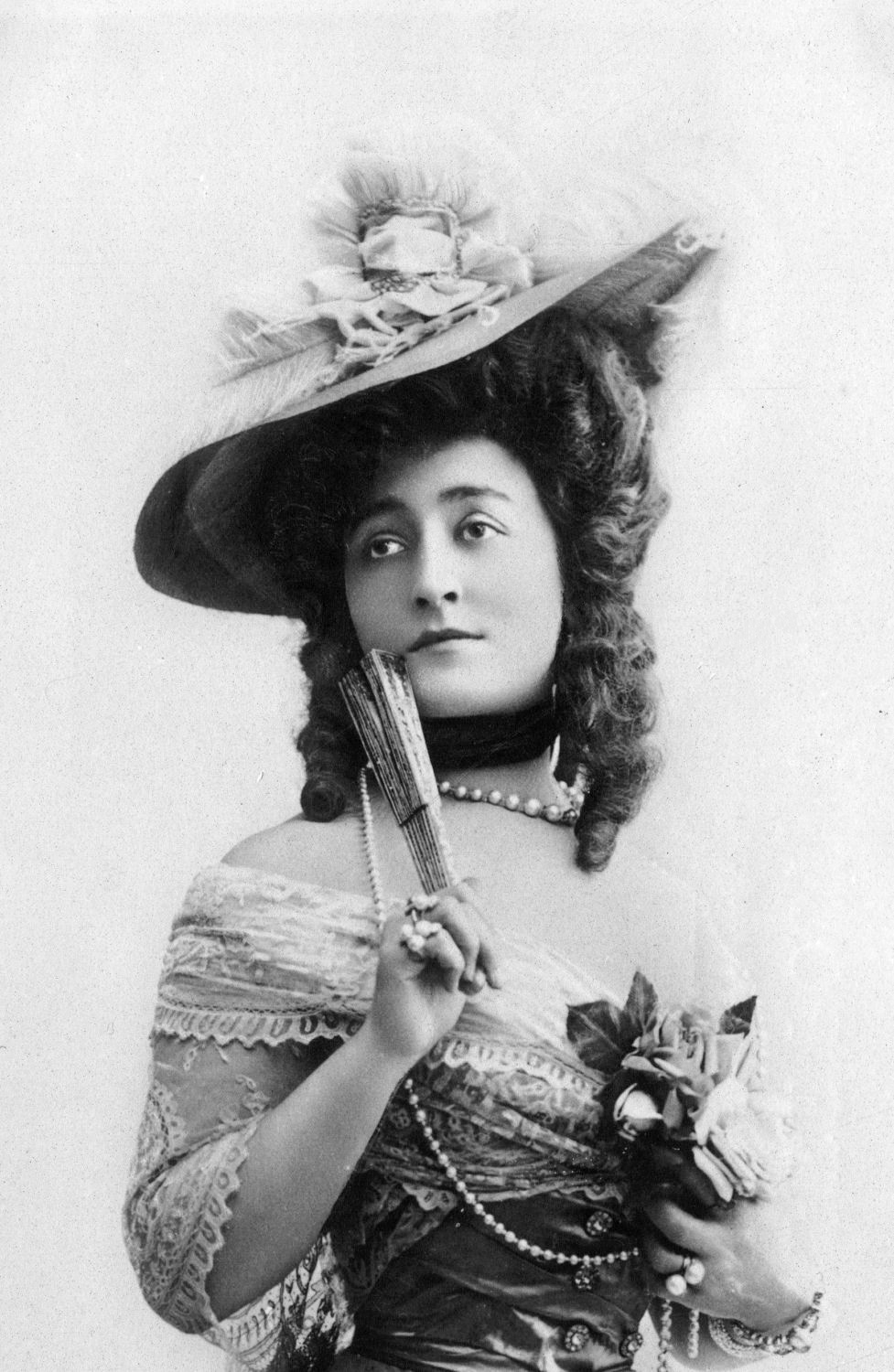 Cécile Sorelová foto