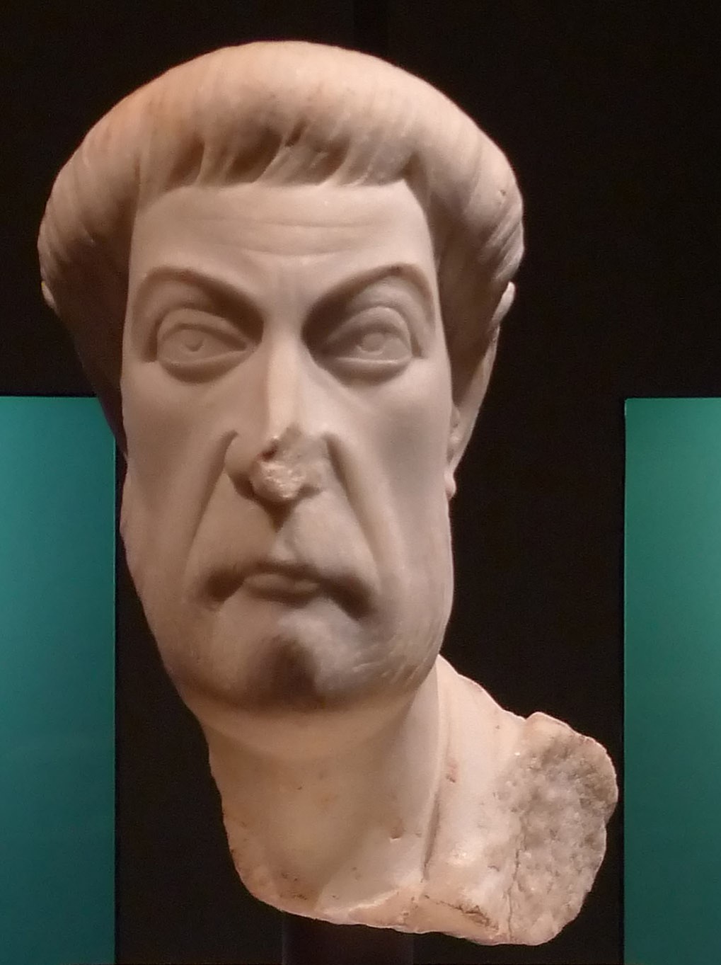 Eutropius foto