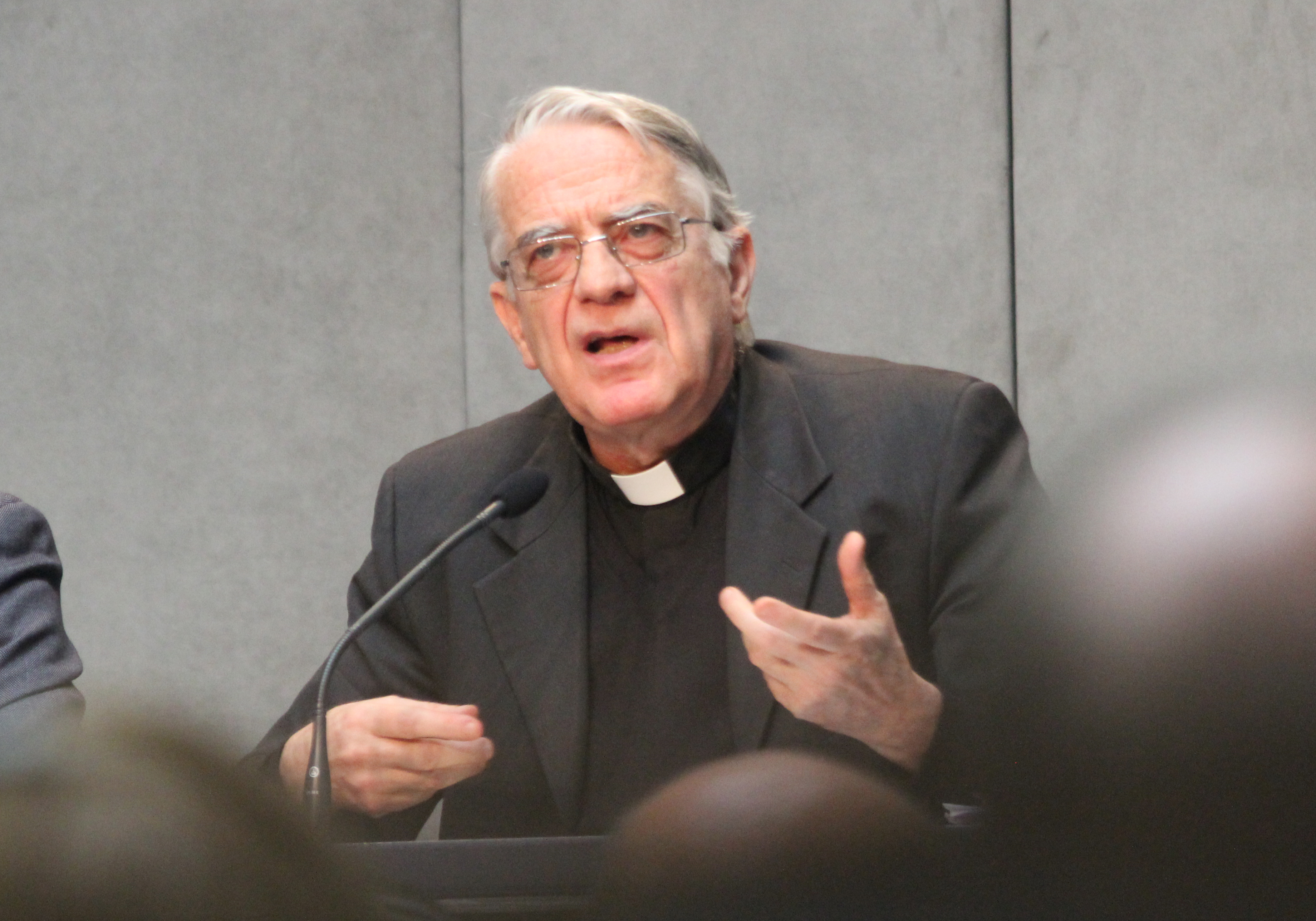 Federico Lombardi foto