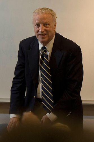 George Akerlof foto