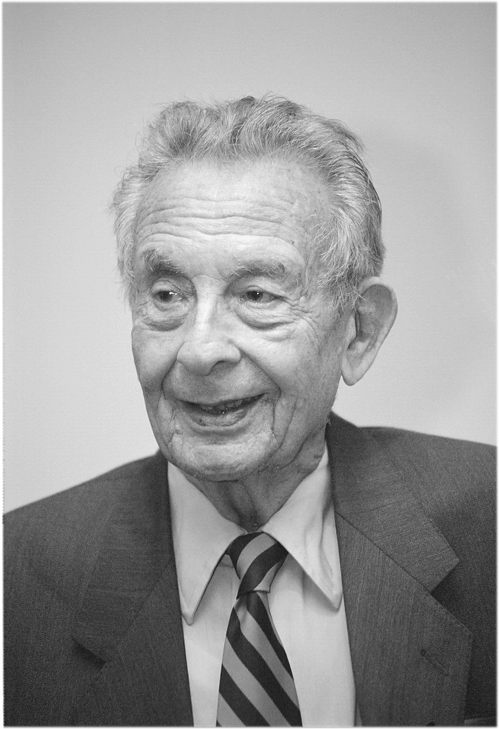 George Gerbner foto