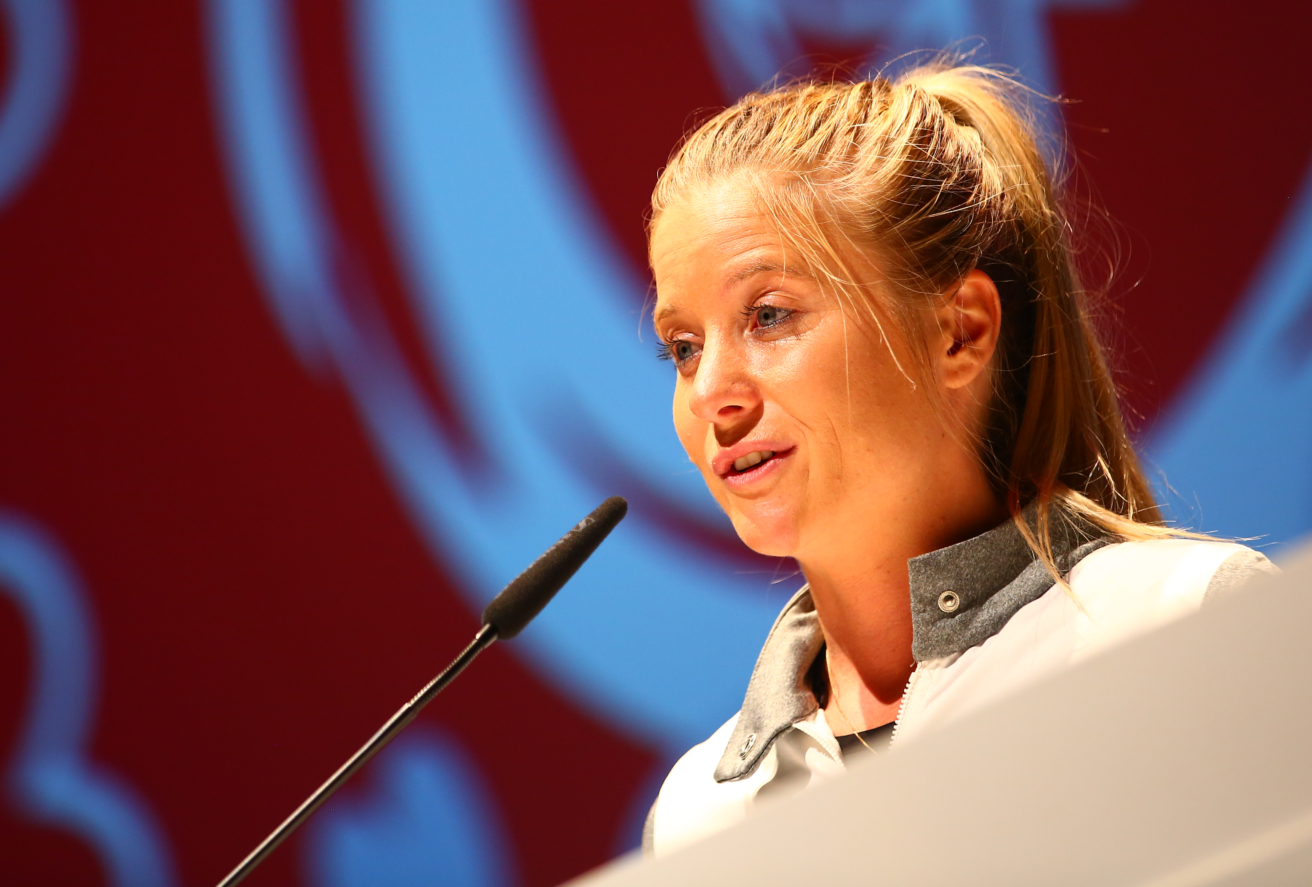 Hannah Teterová foto