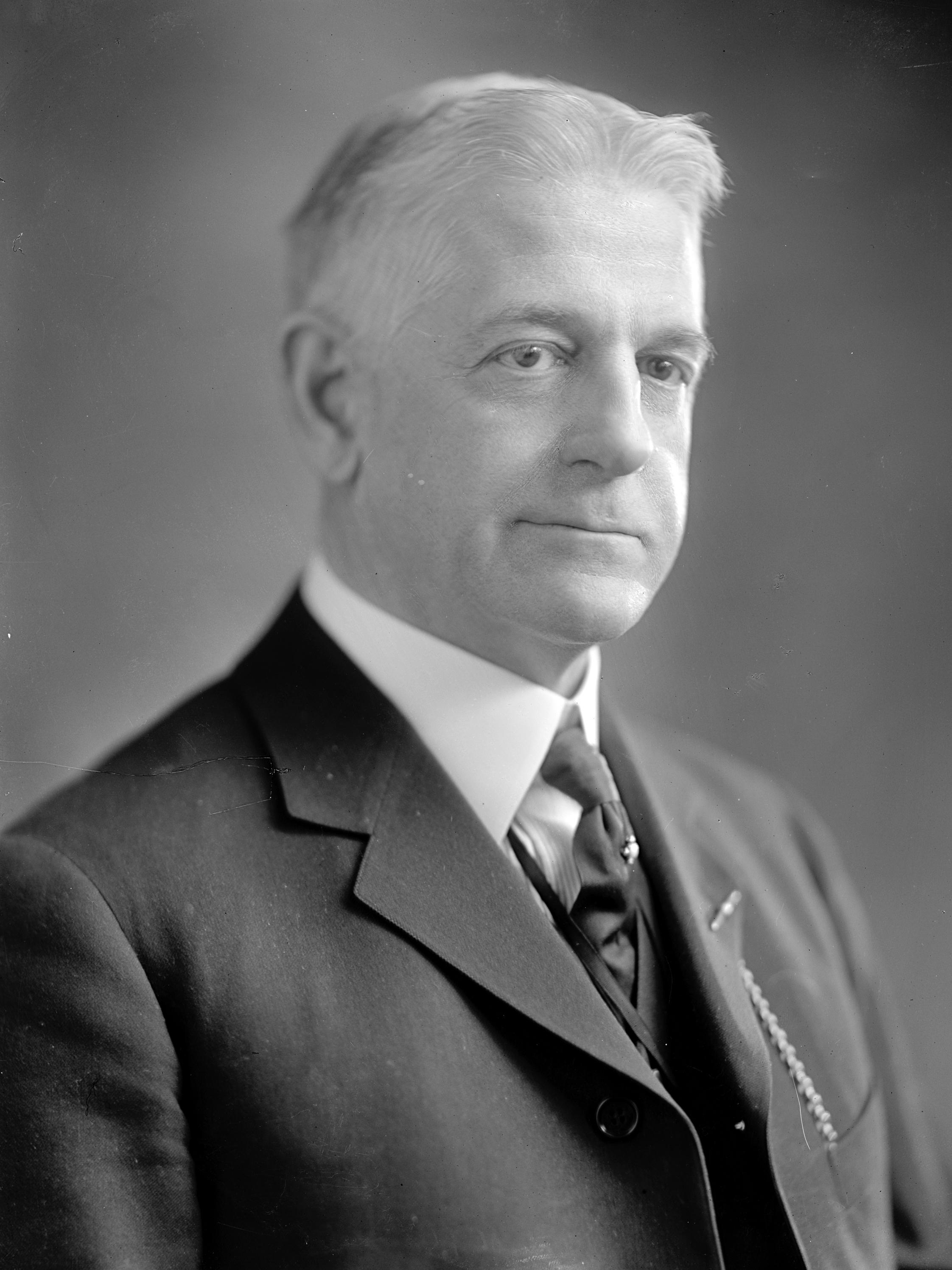 James S. Parker foto