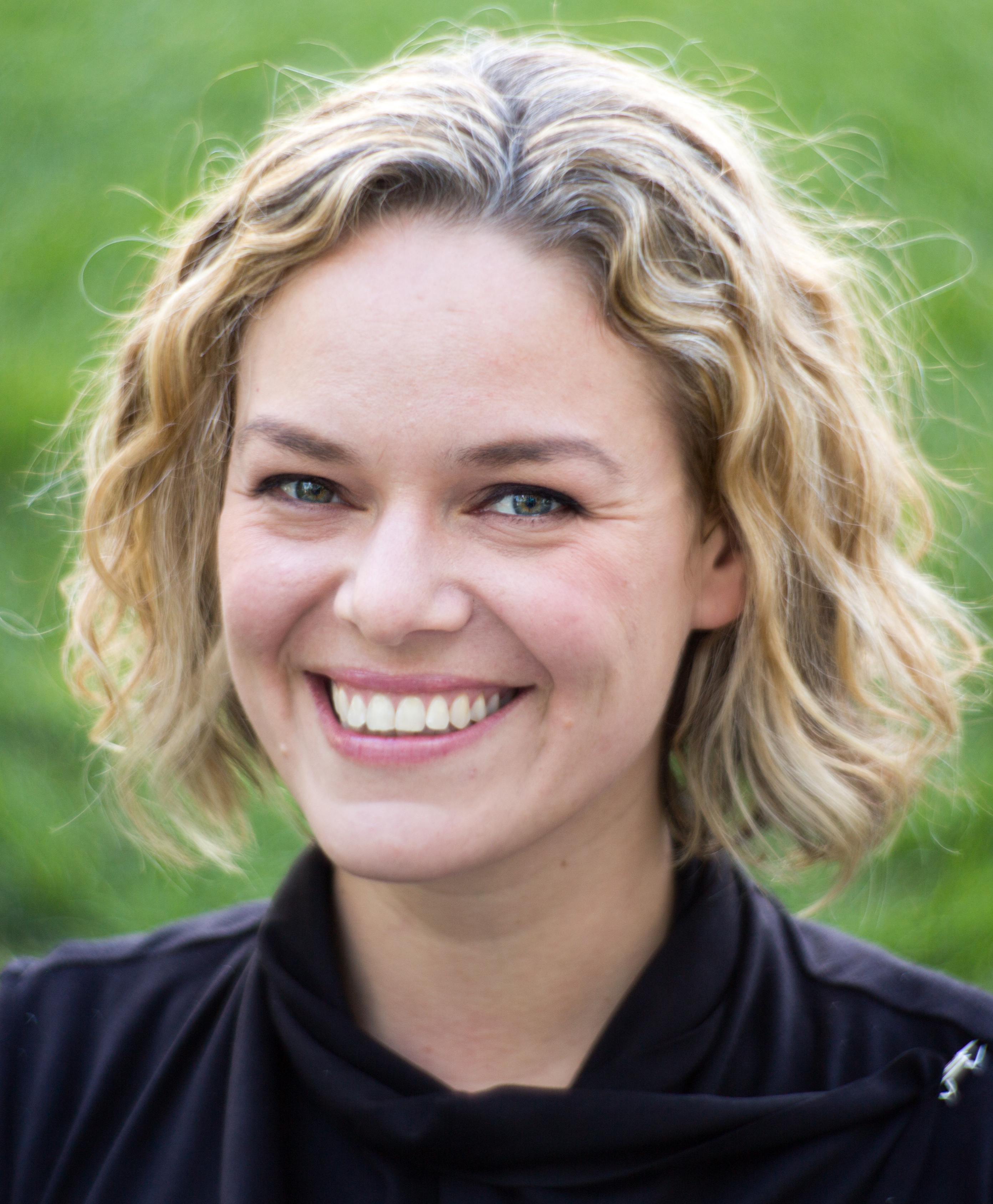 Katherine Maherová foto