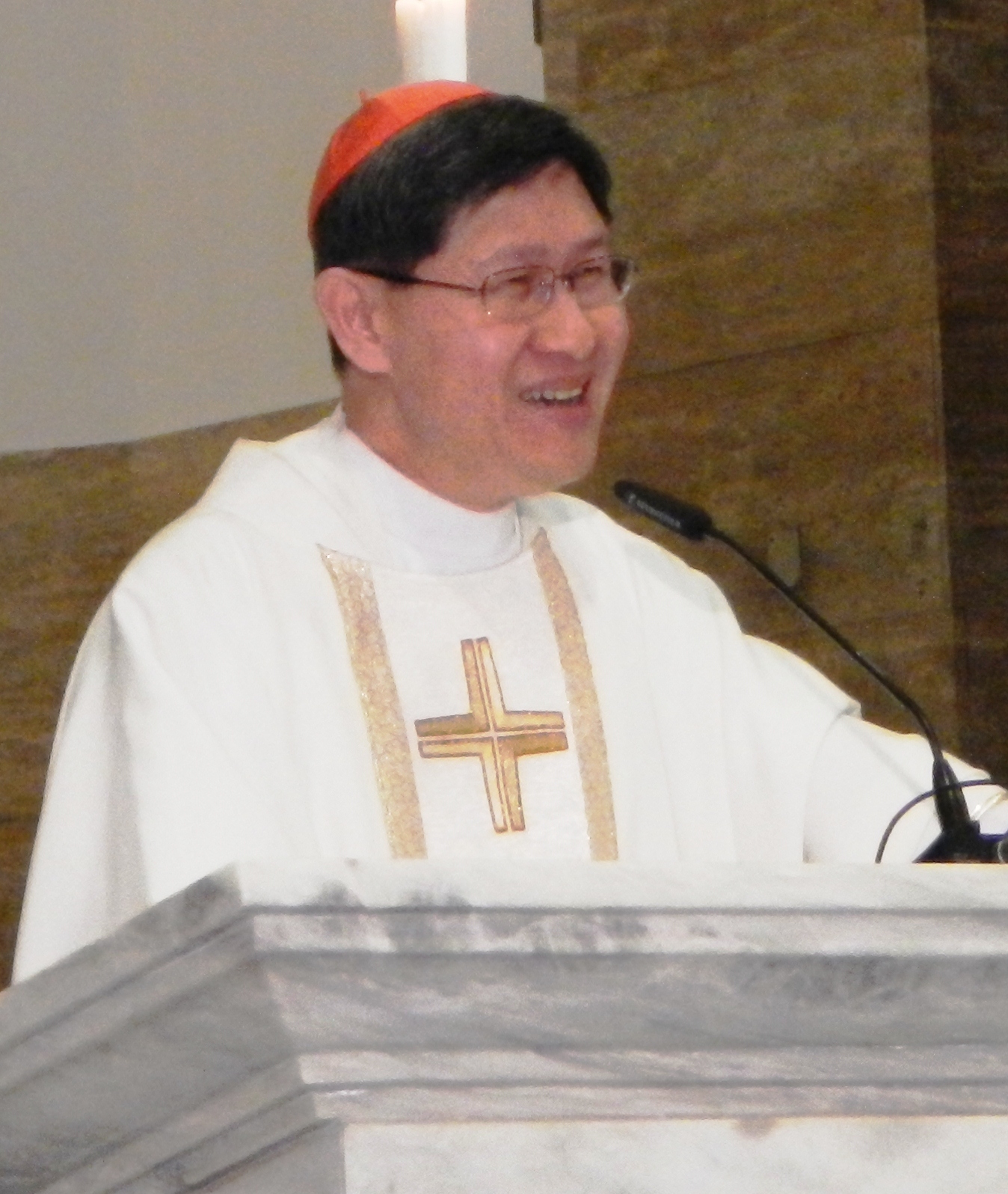 Luis Antonio Tagle foto