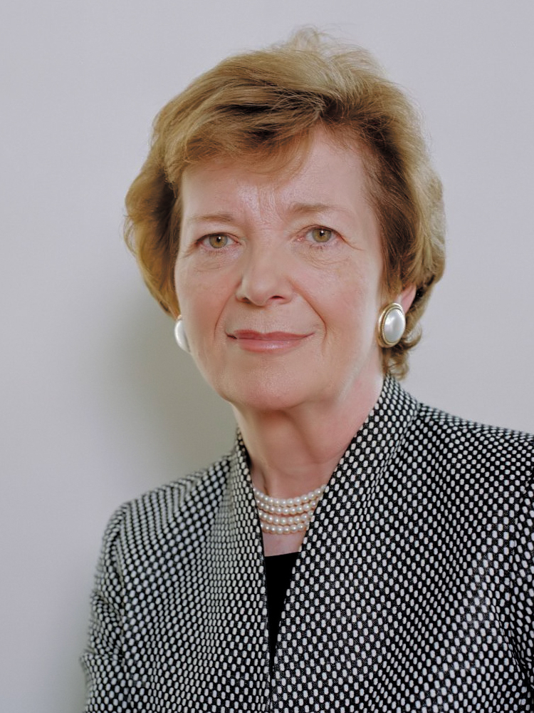 Mary Robinsonová foto