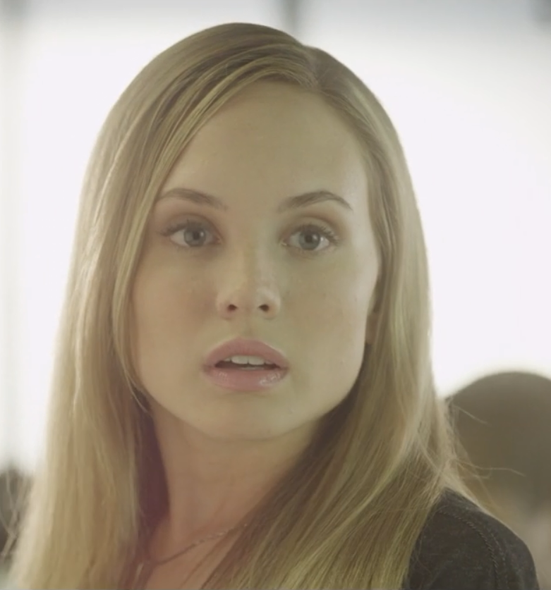 Meaghan Martin foto