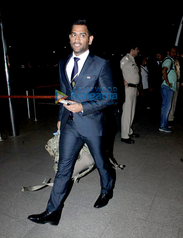 MS Dhoni foto