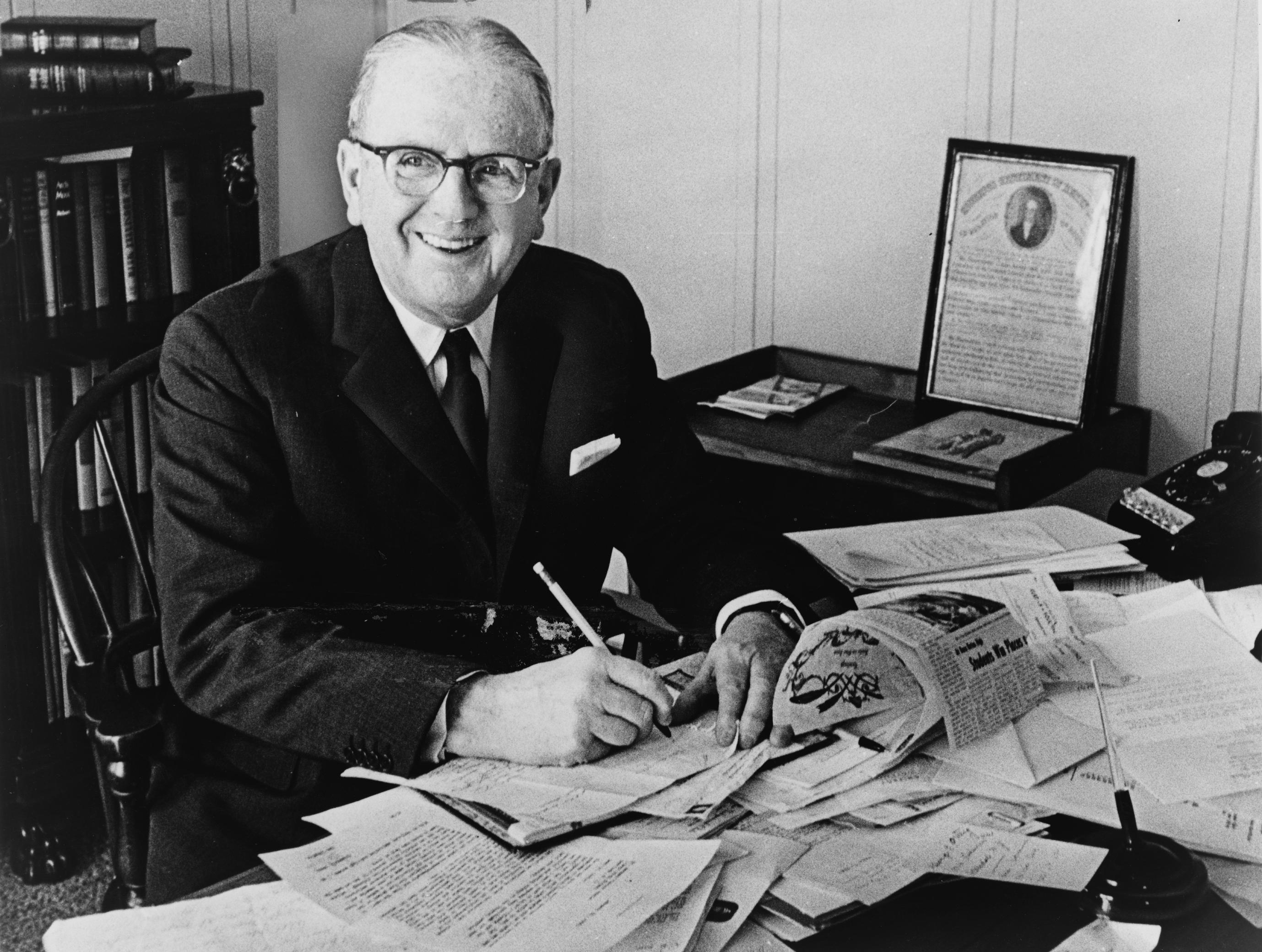 Norman Vincent Peale foto