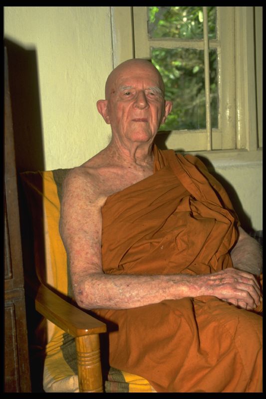 Nyánaponika Maháthera foto