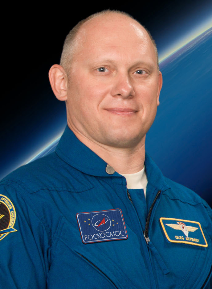 Oleg Germanovič Artěmjev foto