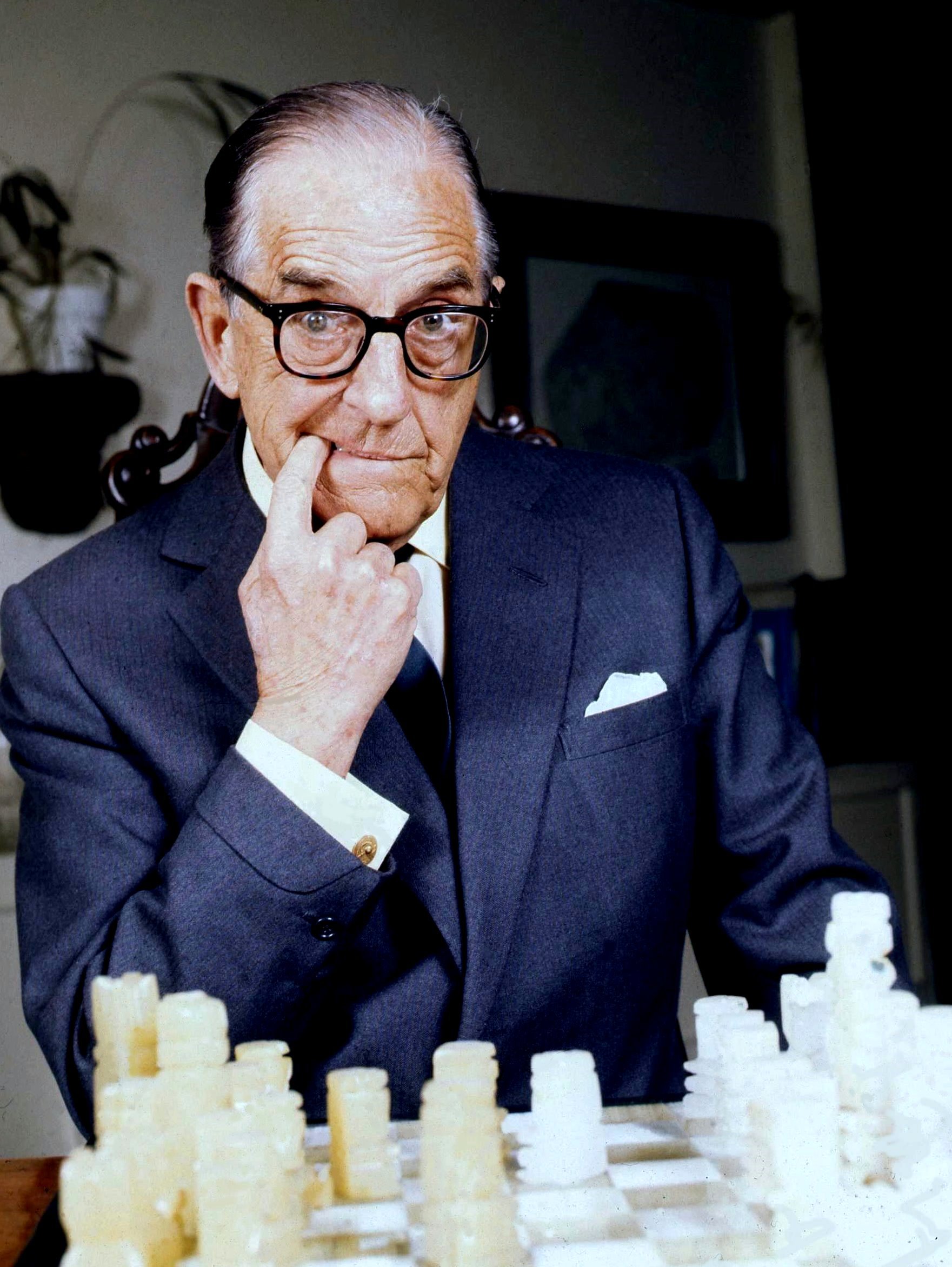Stanley Holloway foto