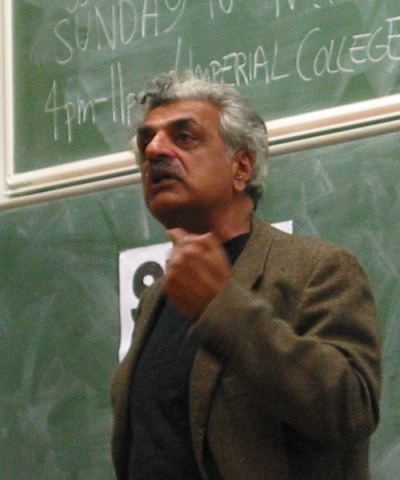 Tárik Ali foto