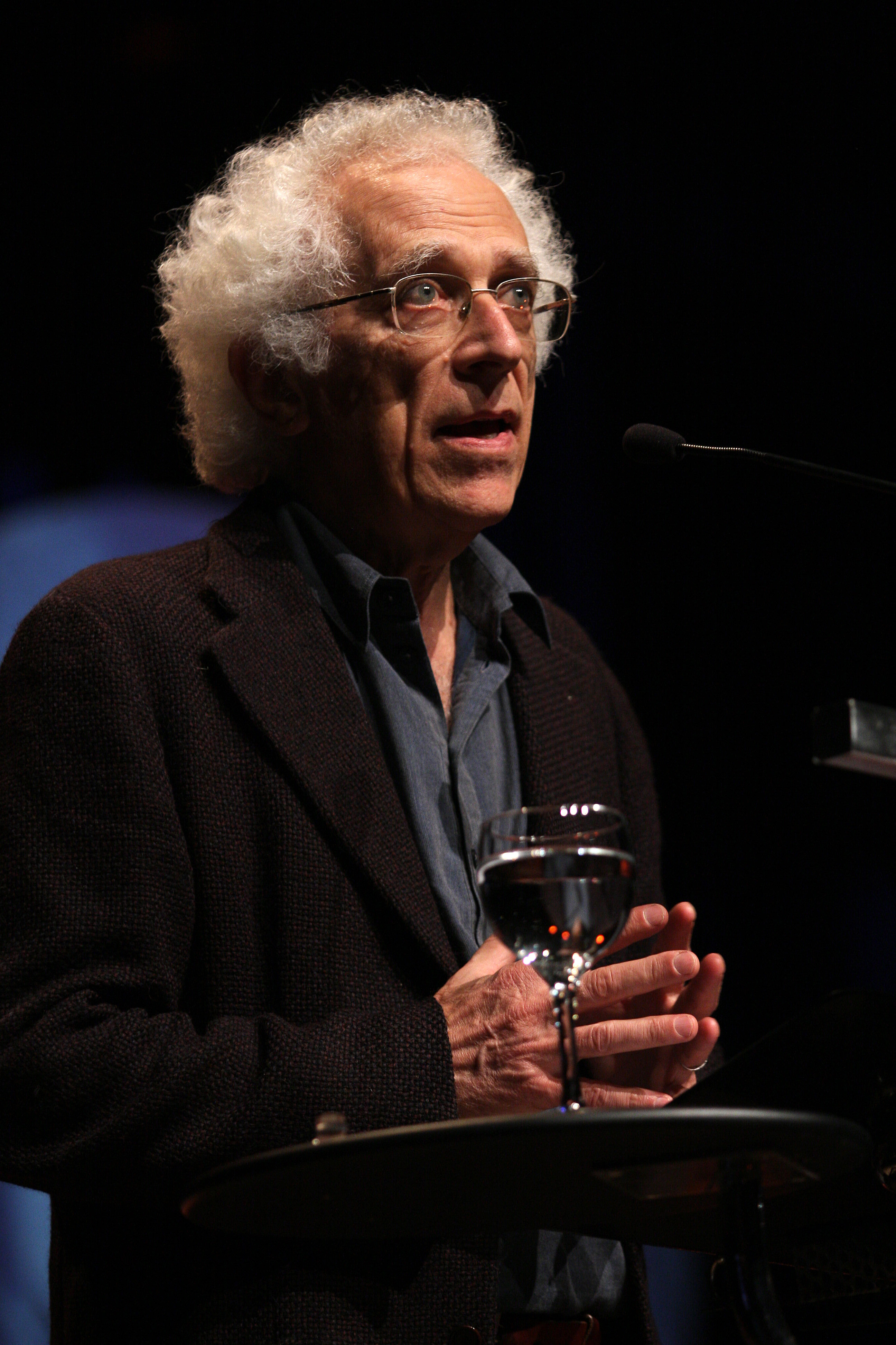 Tzvetan Todorov foto