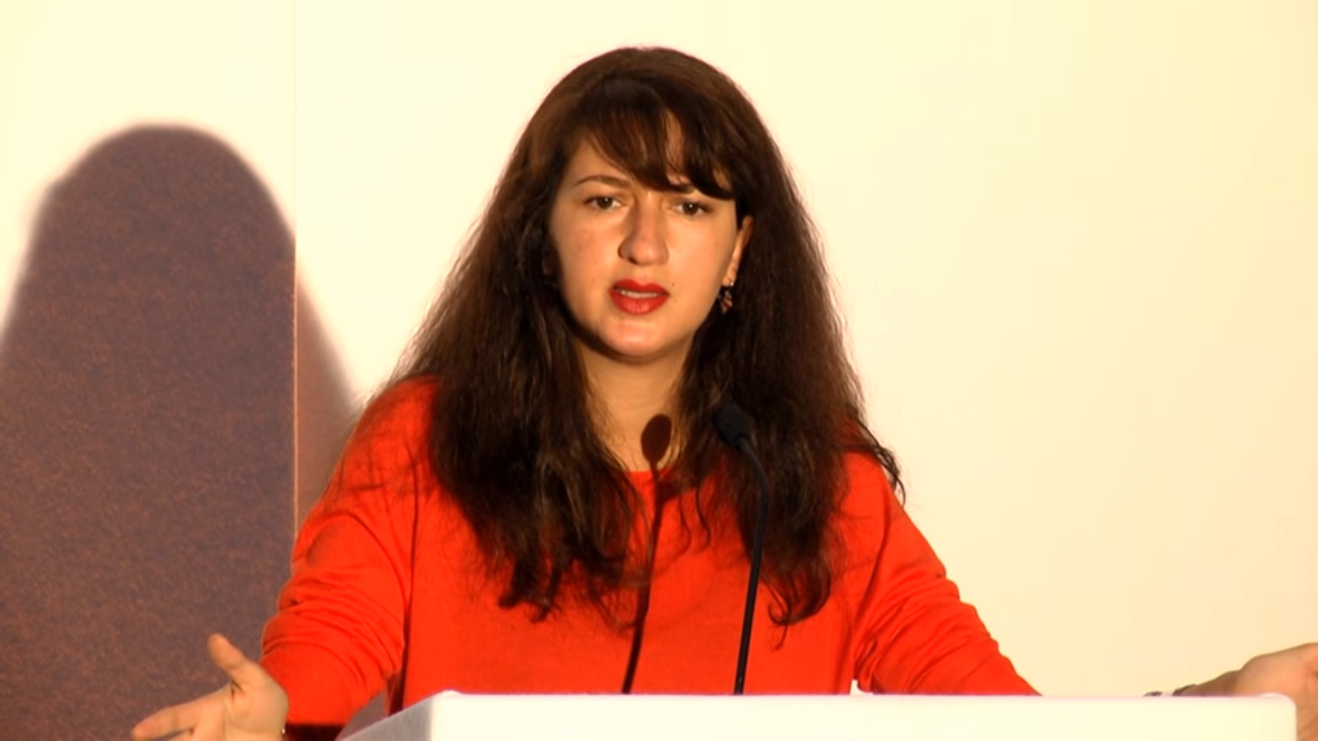 Zineb El Rhazoui foto