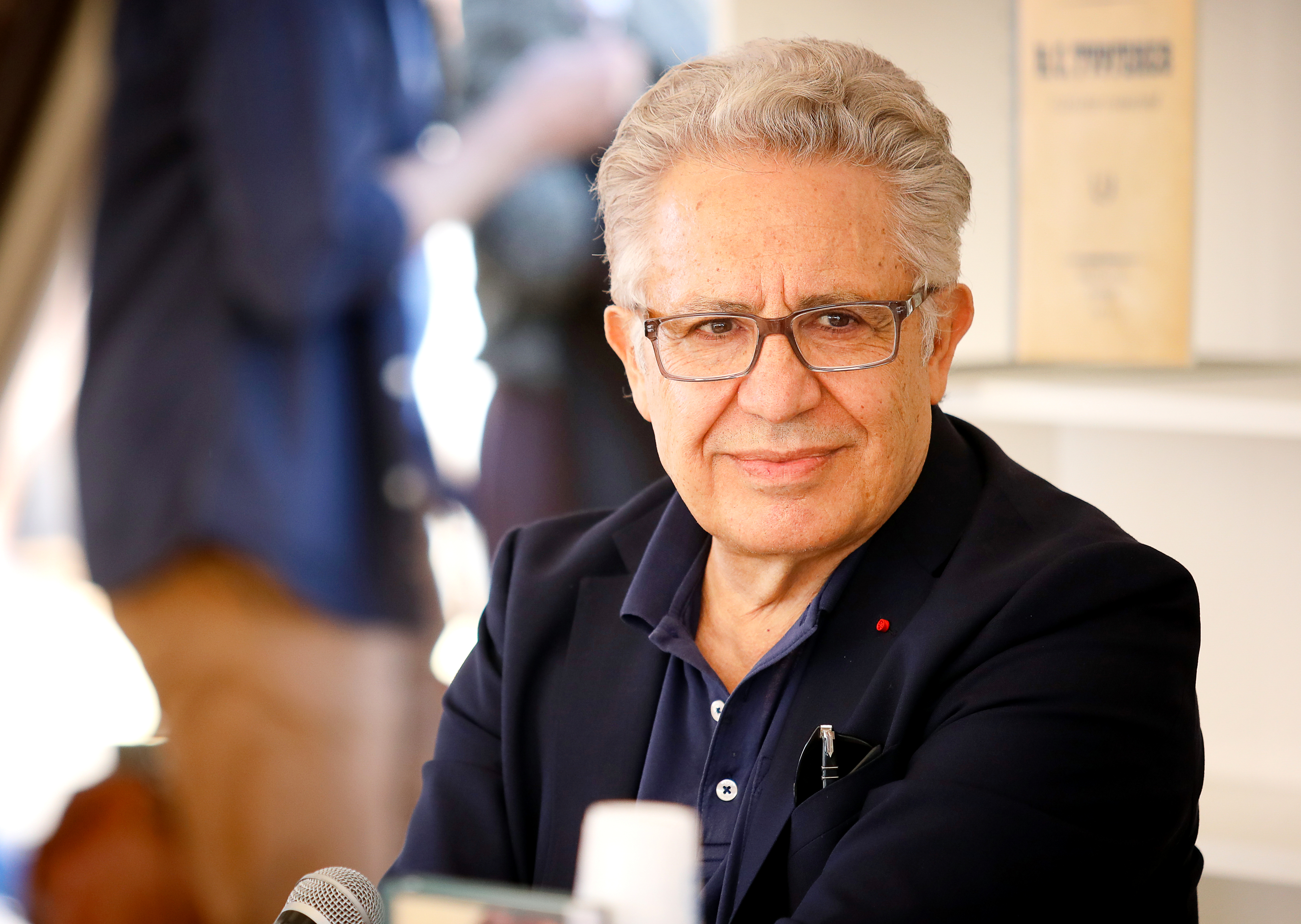 Zülfü Livaneli foto